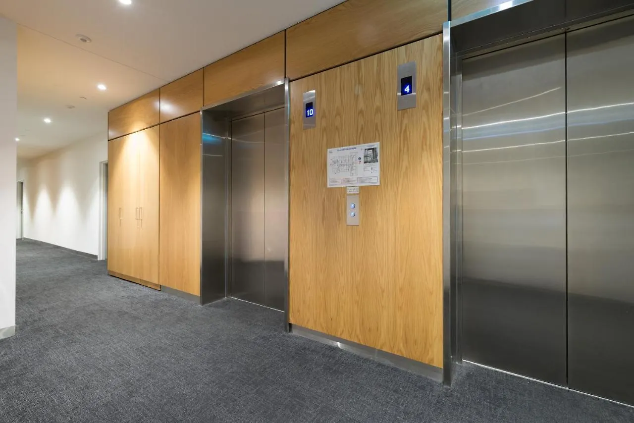 Tasha'S Apartments On Morphett Adelaide