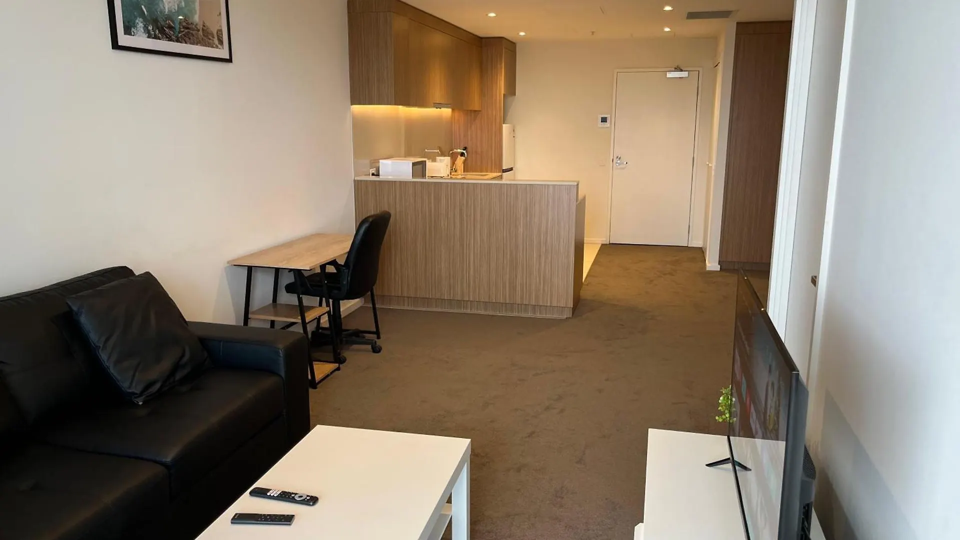 Tasha'S Apartments On Morphett Adelaide Australia