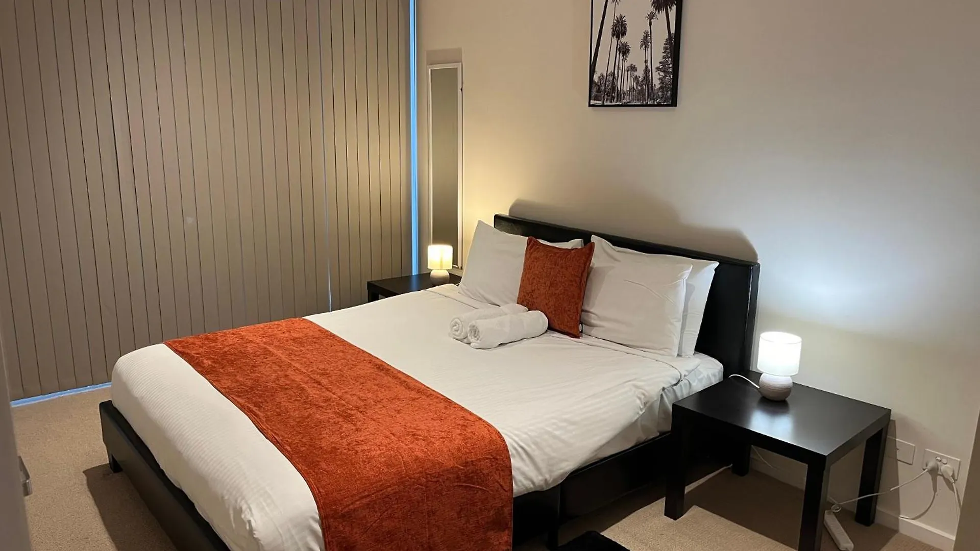 Tasha'S Apartments On Morphett Adelaide