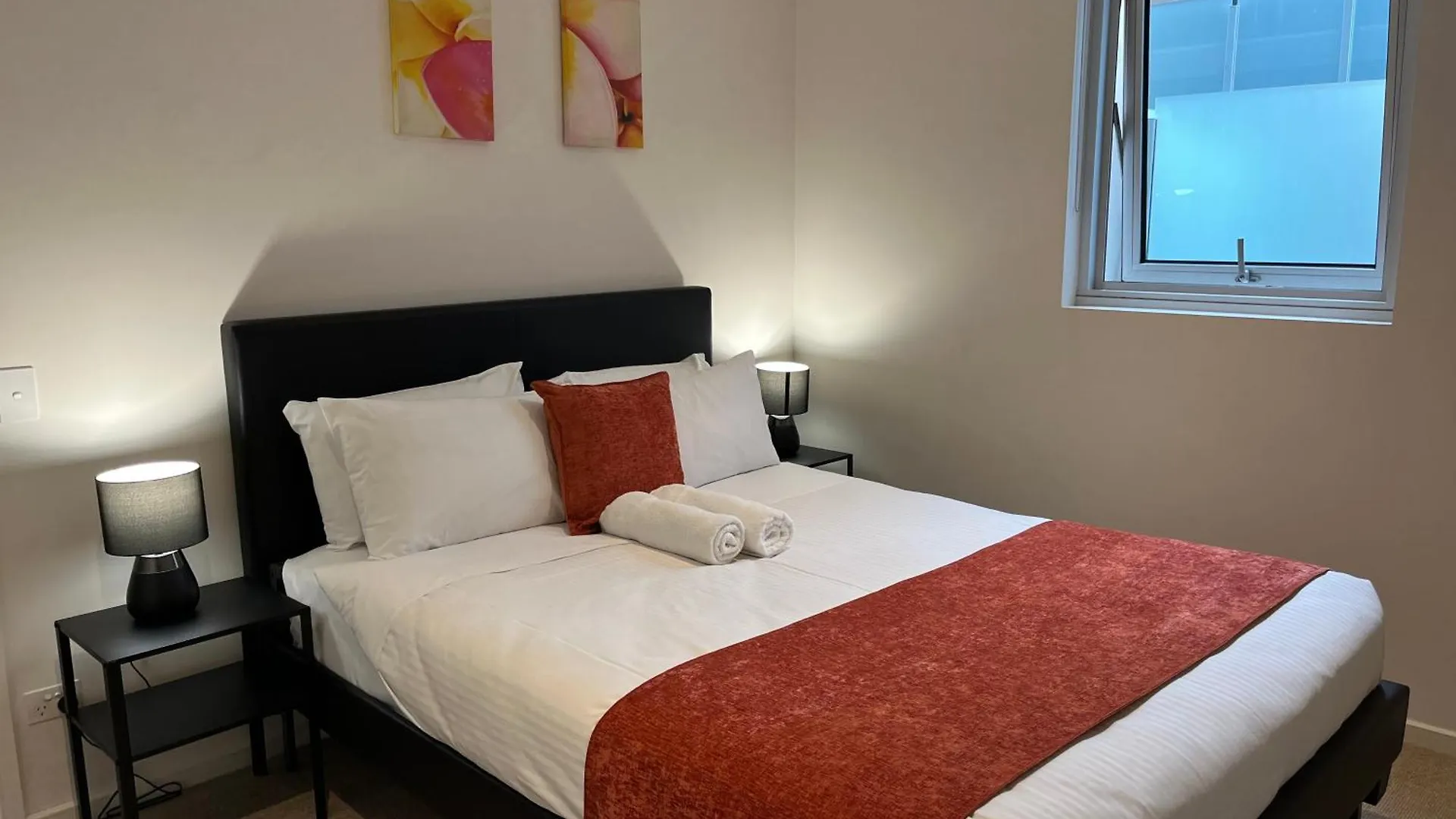 Tasha\'S Apartments On Morphett location