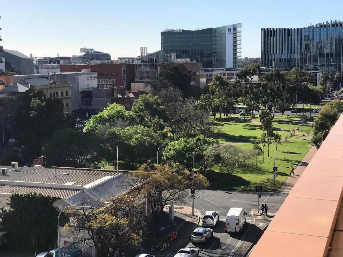 Tasha'S Apartments On Morphett Adelaide Australia