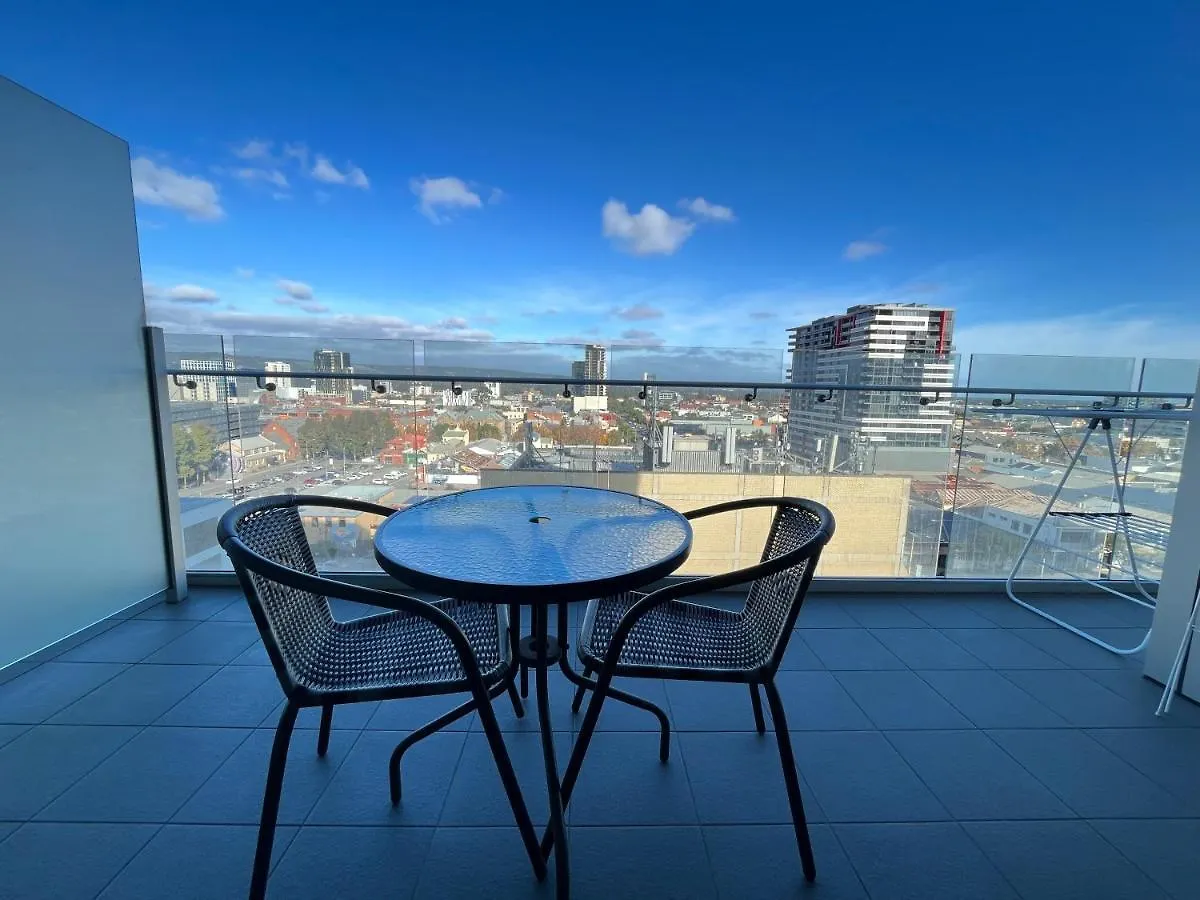 Tasha'S Apartments On Morphett Adelaide