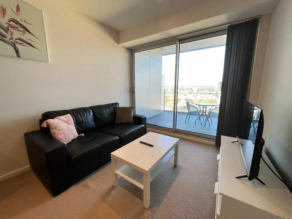 Tasha'S Apartments On Morphett Adelaide Australia