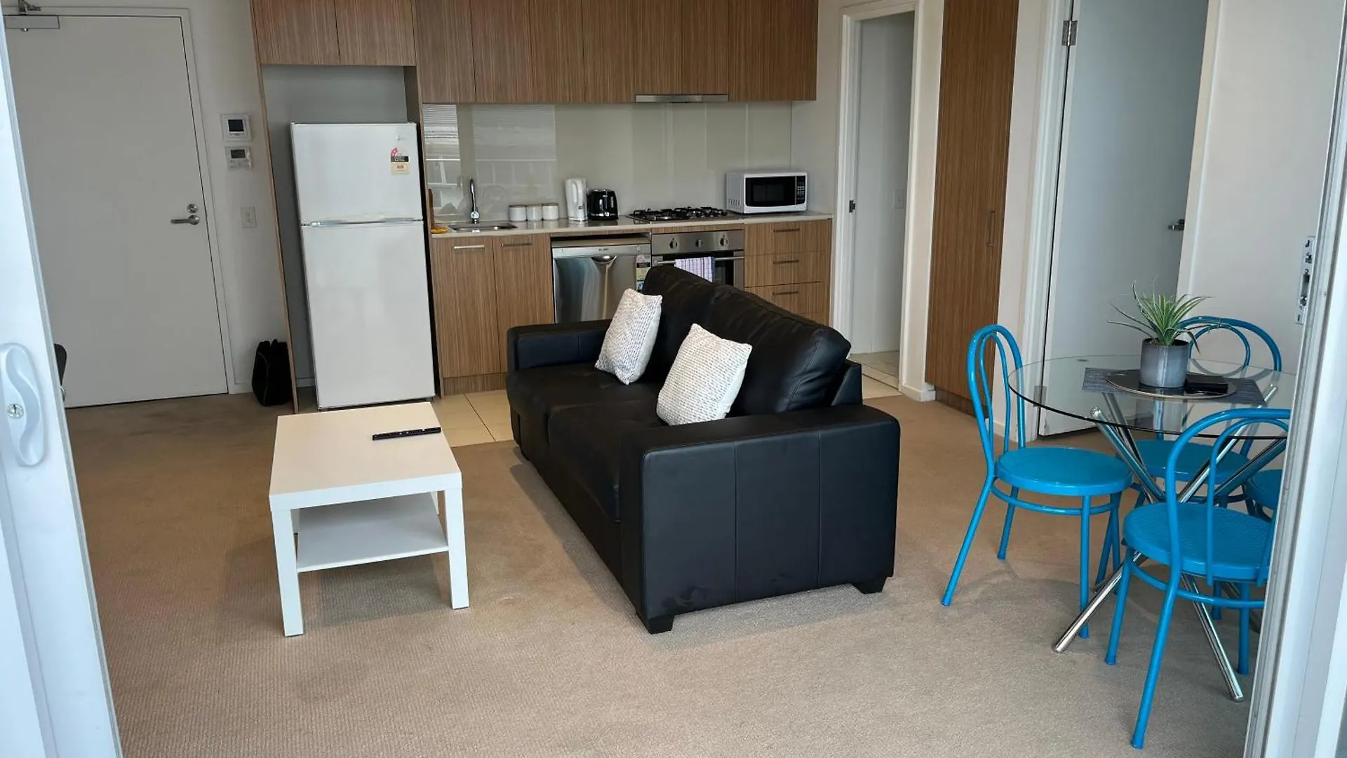 Tasha'S Apartments On Morphett Adelaide