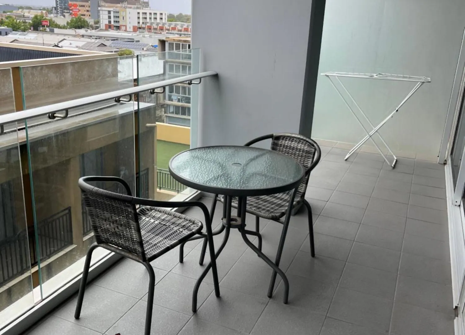 Tasha'S Apartments On Morphett Adelaide