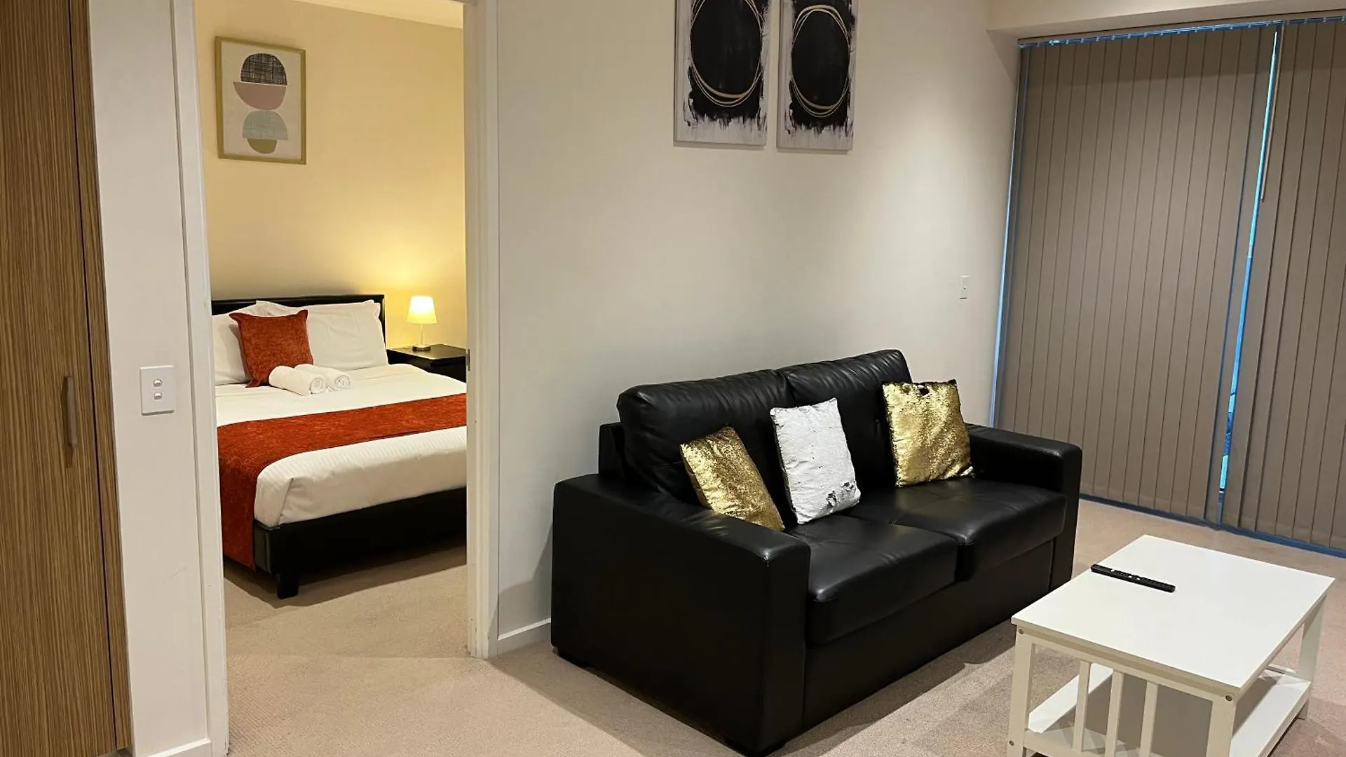 Tasha'S Apartments On Morphett Adelaide